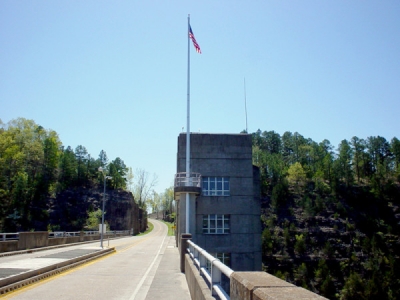 Norfork dam roadway in 2005