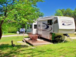 Hand cove rv site