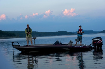 Morning fishing on Norfork Lake